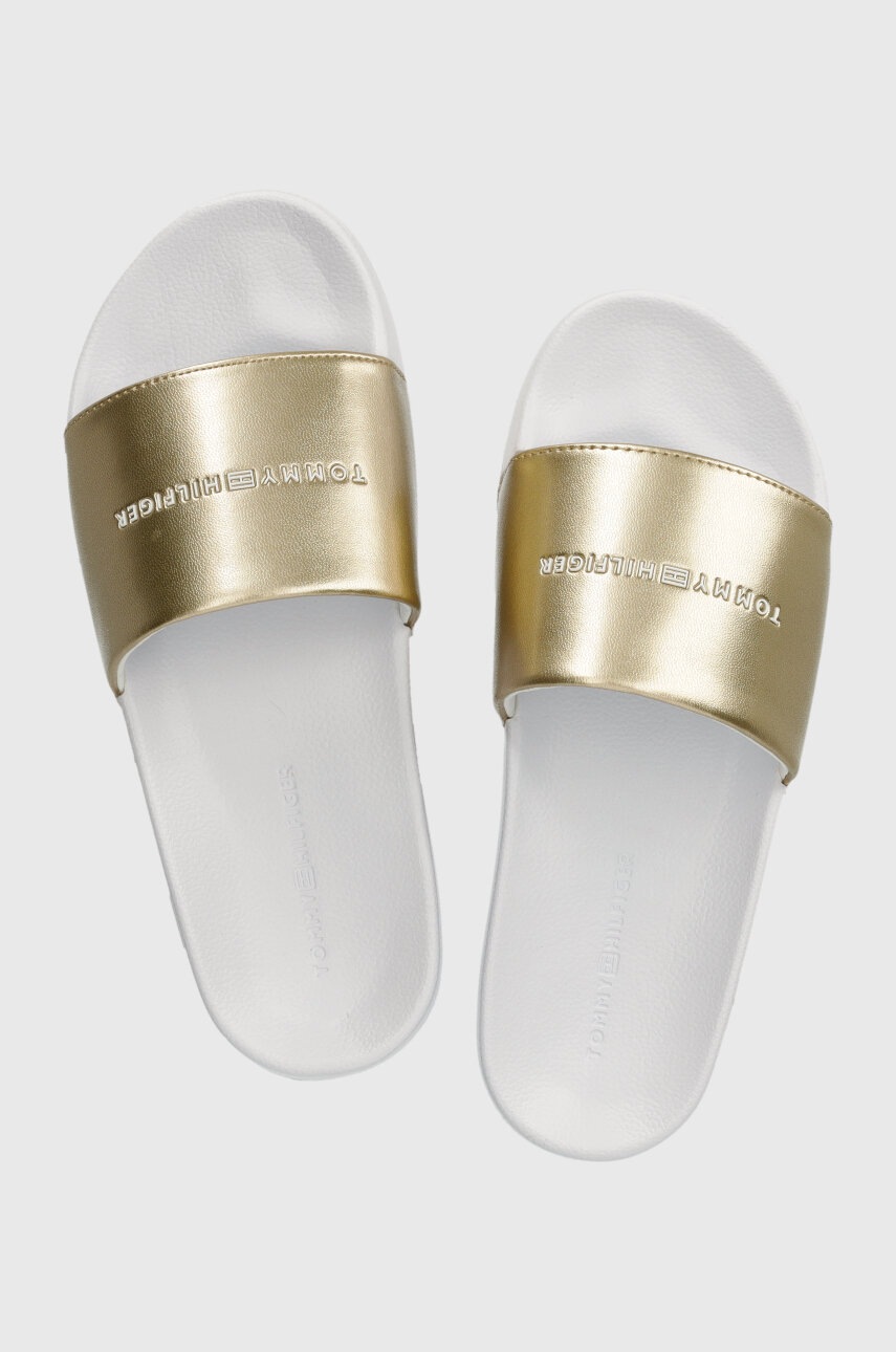 

Чехли Tommy Hilfiger METALLIC POOL SLIDE в златисто FW0FW07829, Злато