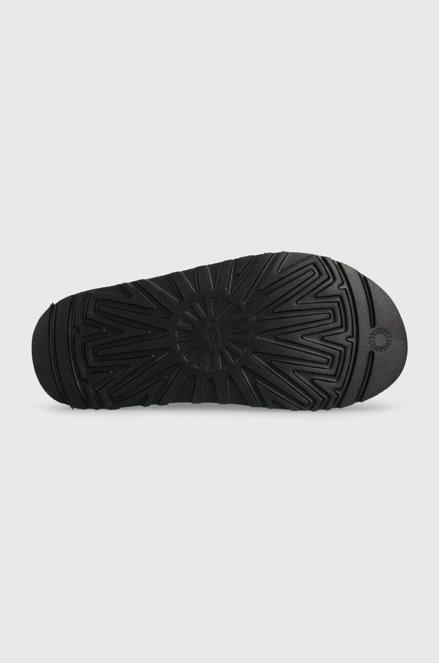 Semišové pantofle UGG Goldenstar Cross Slide dámské, černá barva, na platformě, 1137910 1137910.BLK EUR 37