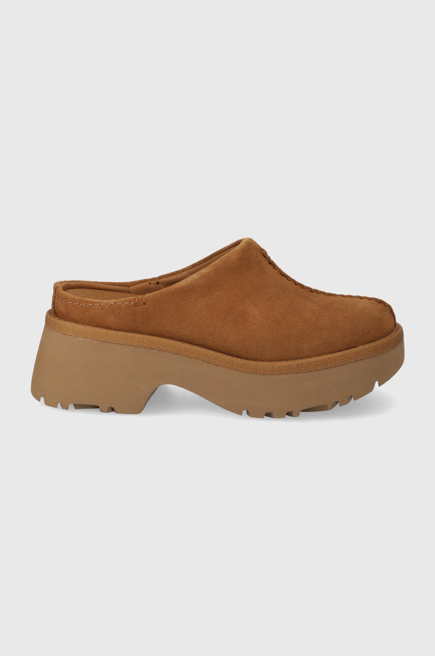 

Велурени чехли UGG NeHeights Clog в кафяво с платформа 1152731, Кафяв