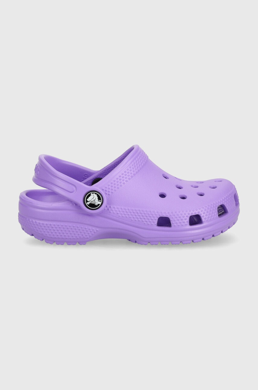 Детские шлепанцы Crocs Classic Clog цвет фиолетовый Детские шлепанцы Crocs Classic Clog цвет фиолетовый