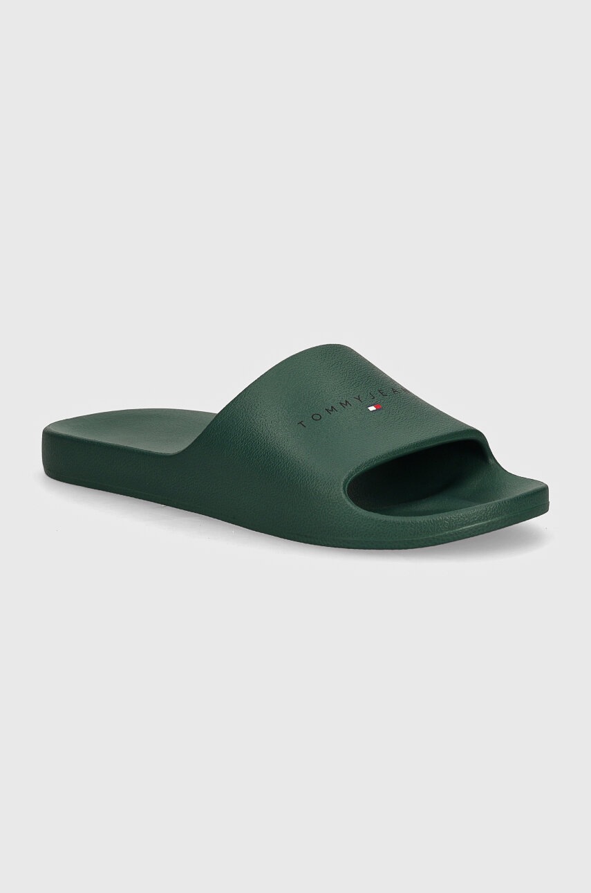 

Чехли Tommy Jeans TJM BASIC SLIDE в зелено EM0EM01519, Зелен