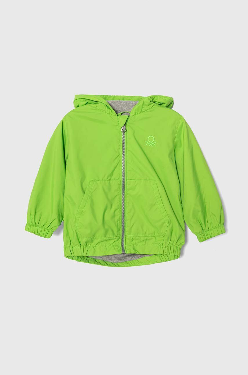 E-shop Dětská bunda United Colors of Benetton zelená barva