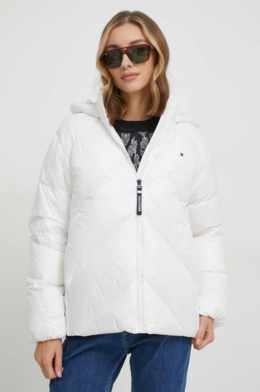 Levně Péřová bunda Tommy Hilfiger dámská, bílá barva, zimní