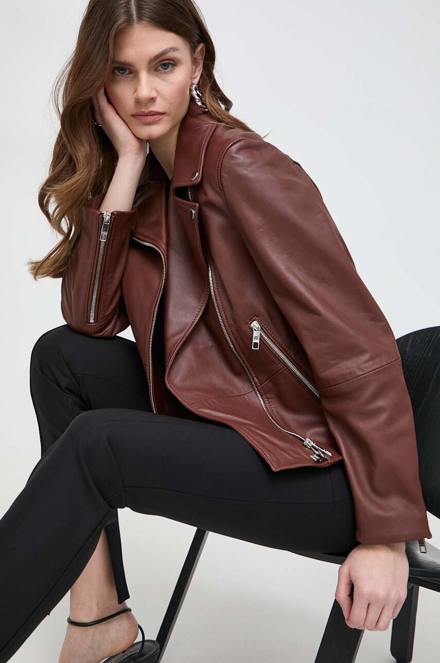 Așteaptă imaginea pentru produs