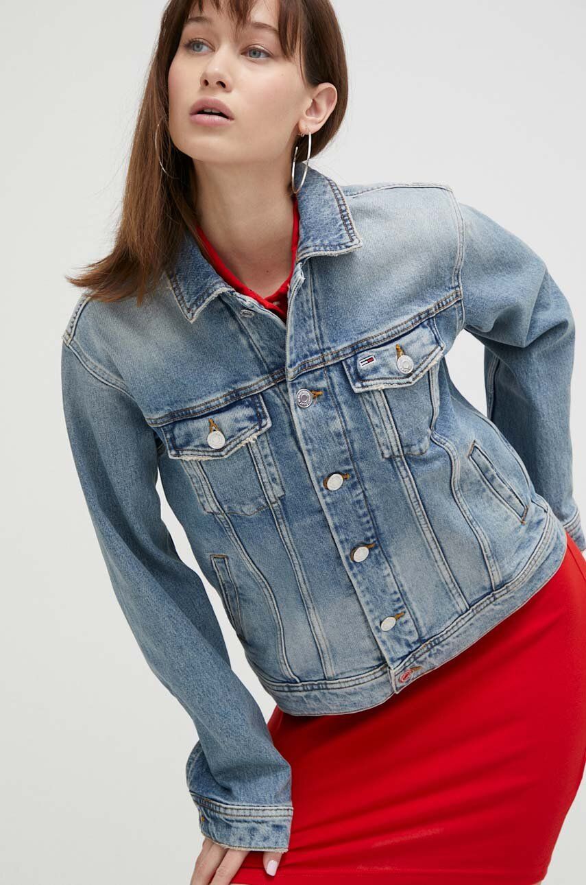 Levně Džínová bunda Tommy Jeans dámská, přechodná, oversize, DW0DW16994