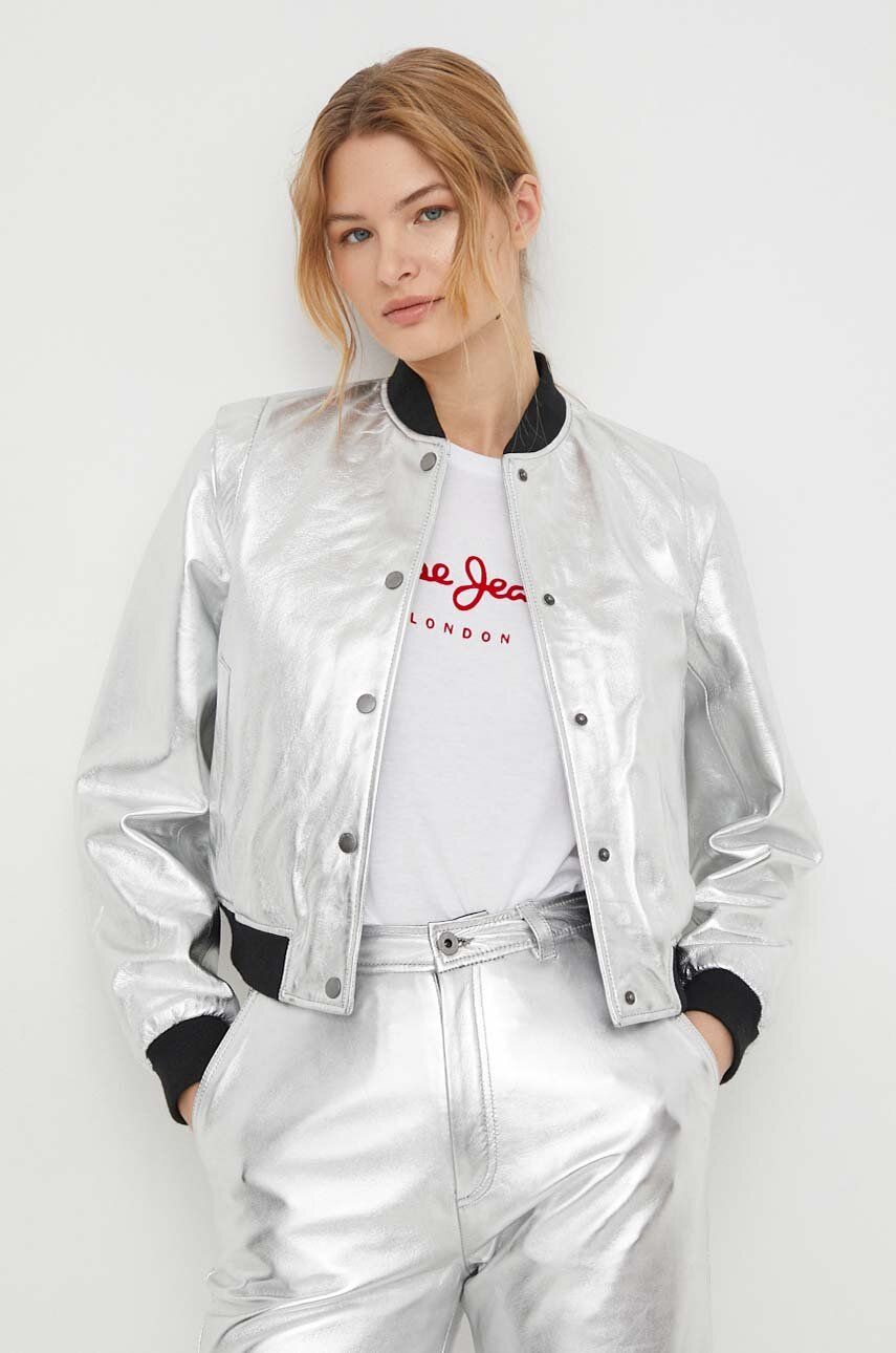 Kožená bunda bomber Pepe Jeans dámská, stříbrná barva, přechodná - stříbrná - Hlavní materiál: 100 %