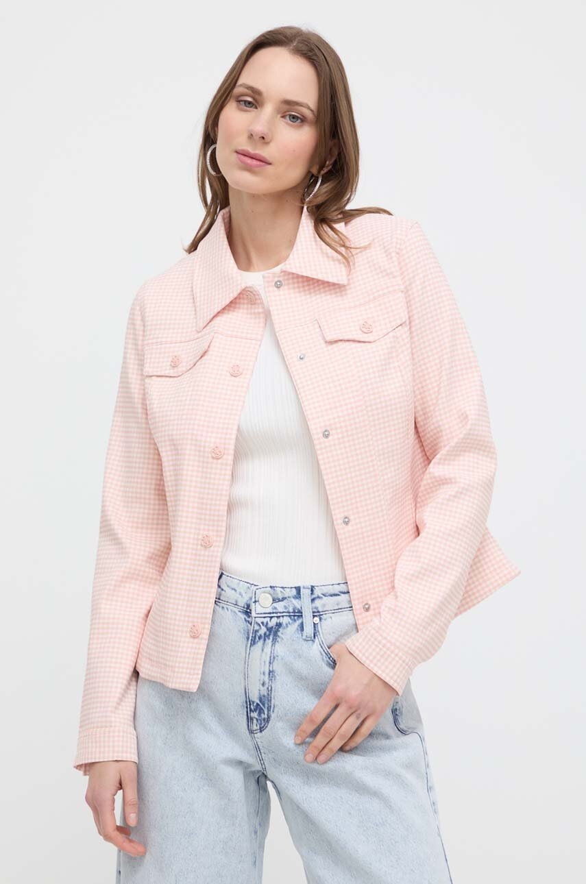 

Яке тип риза Guess в розово преходен модел W4GL15 WG492, Розов