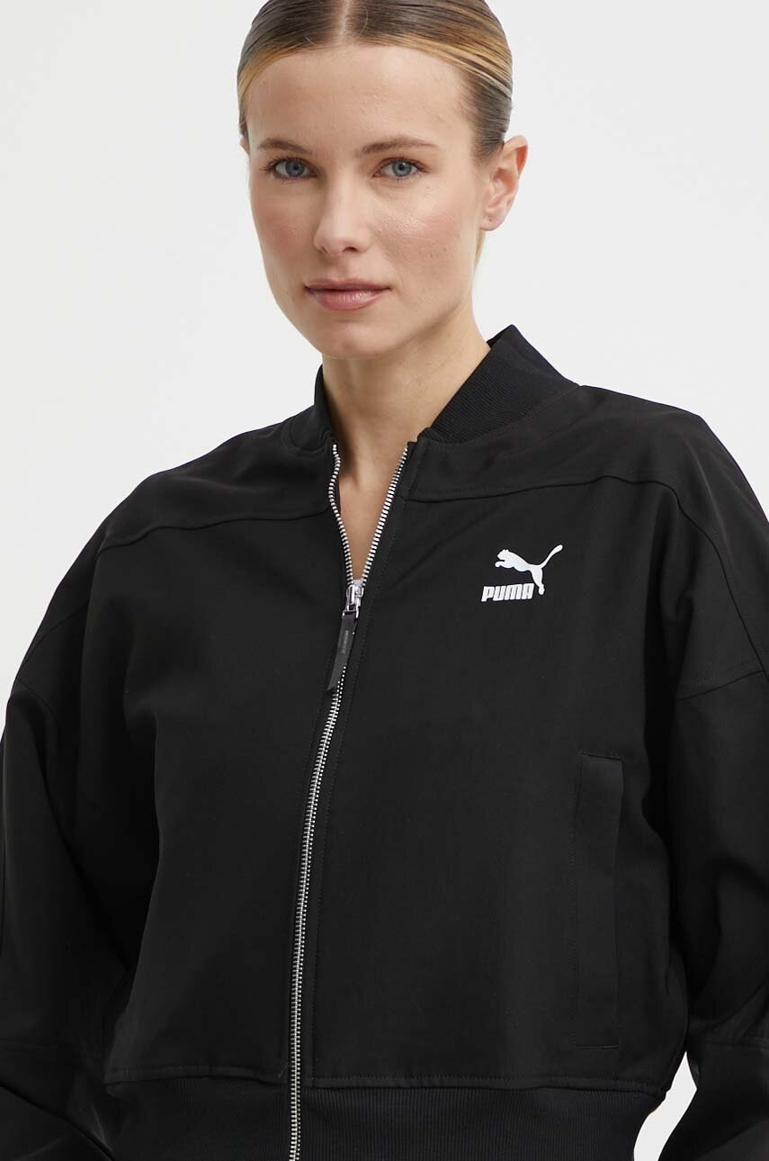 Куртка-бомбер Puma Classics Shiny Bomber жіноча колір чорний перехідна 623696 