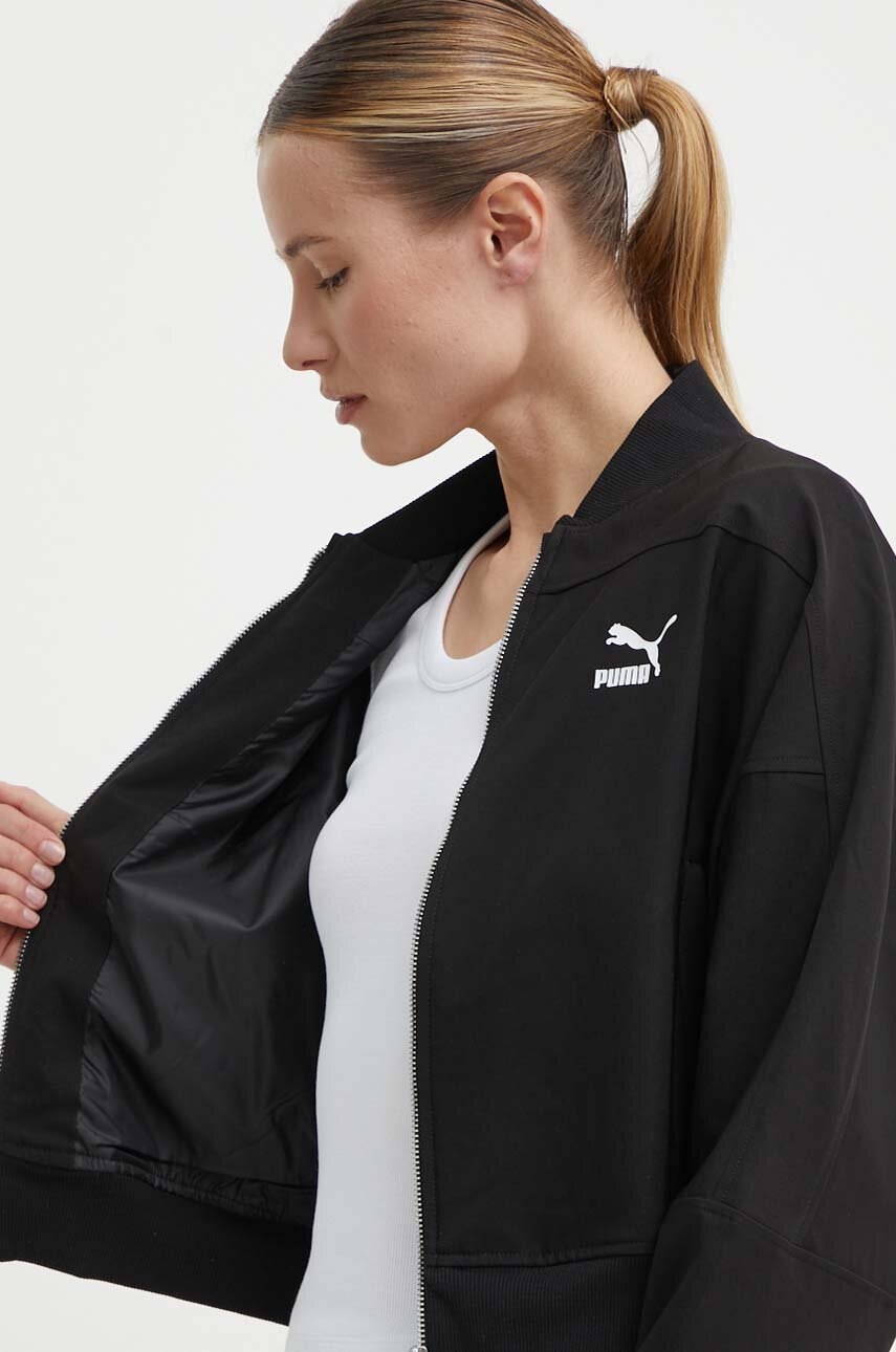 Куртка-бомбер Puma Classics Shiny Bomber жіноча колір чорний перехідна 623696 