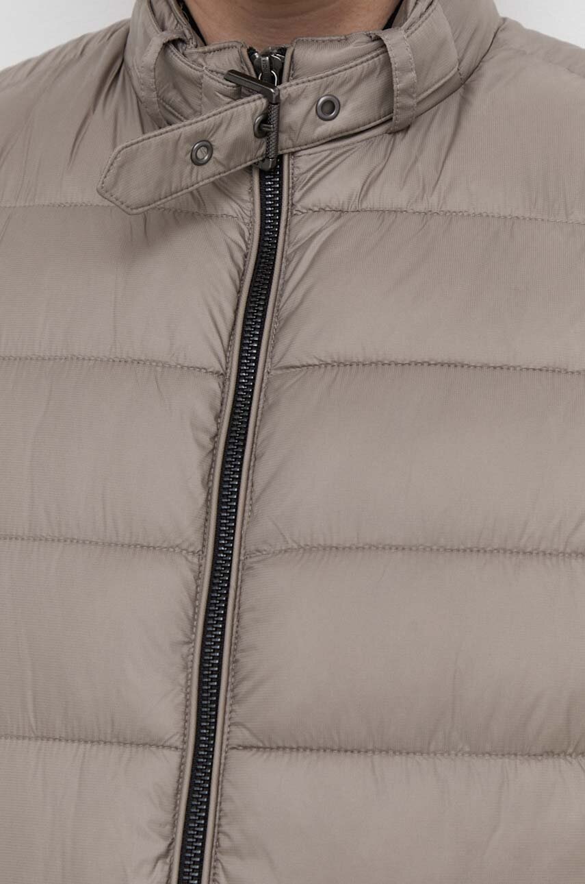 Αμάνικο μπουφάν Superdry φωτογραφία