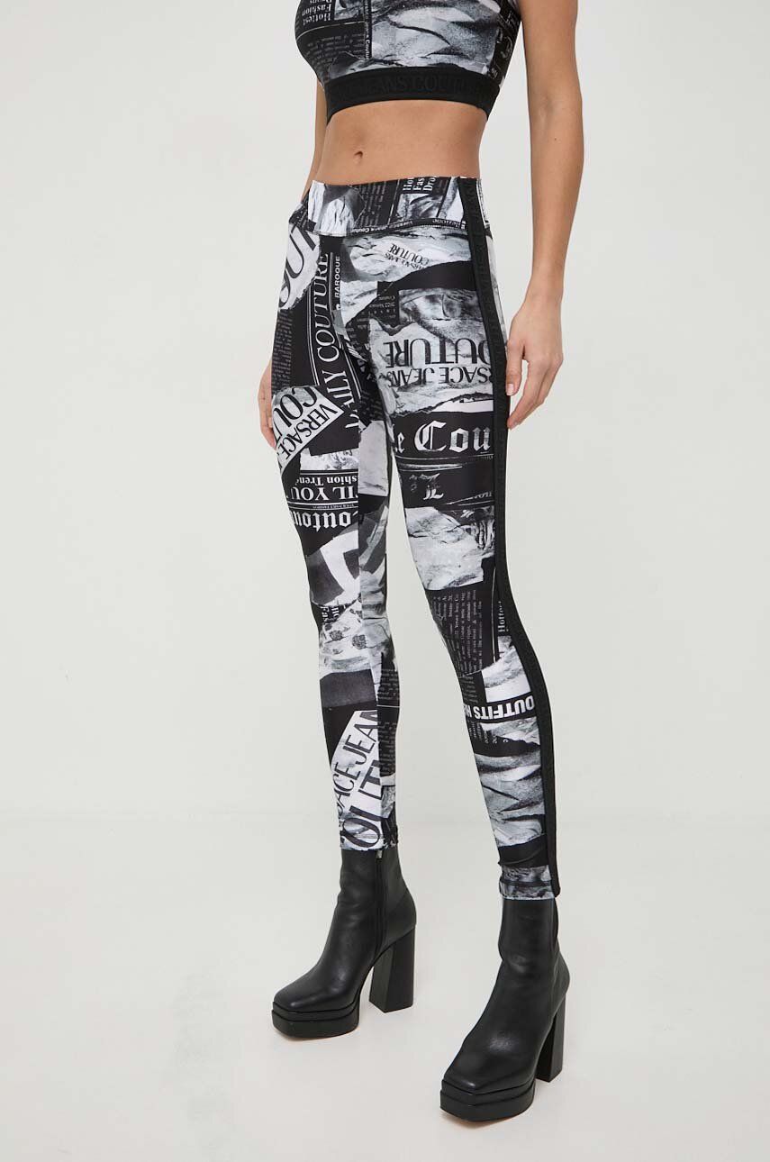 Levně Kalhoty Versace Jeans Couture dámské, černá barva, vzorované, 76HAC114 JS301
