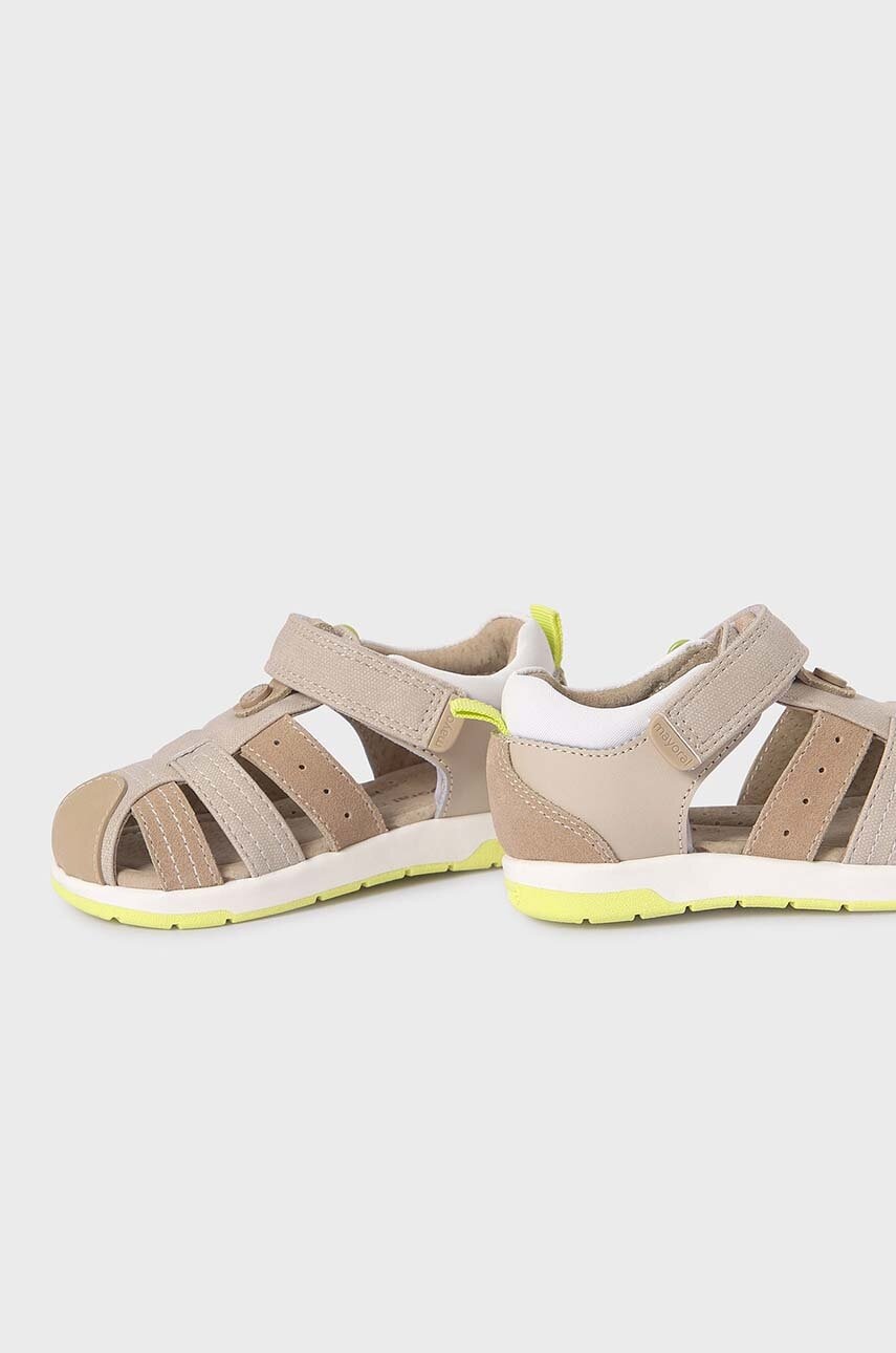 Детские сандалии Mayoral цвет бежевый Детские сандалии Mayoral цвет бежевый