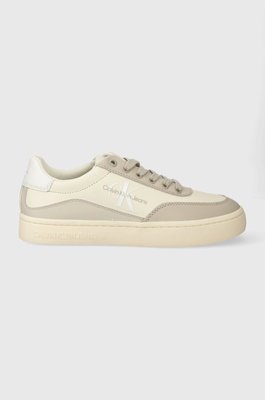 

Маратонки Calvin Klein Jeans CLASSIC CUPSOLE LOW LACE LTH ML в бежово YW0YW01296, Бежов