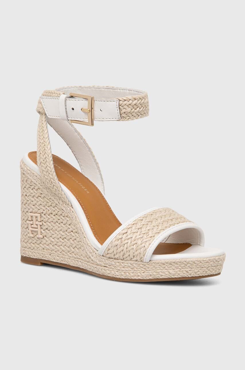 

Сандали Tommy Hilfiger TH ROPE HIGH WEDGE SANDAL в бежово FW0FW07926, Бежов