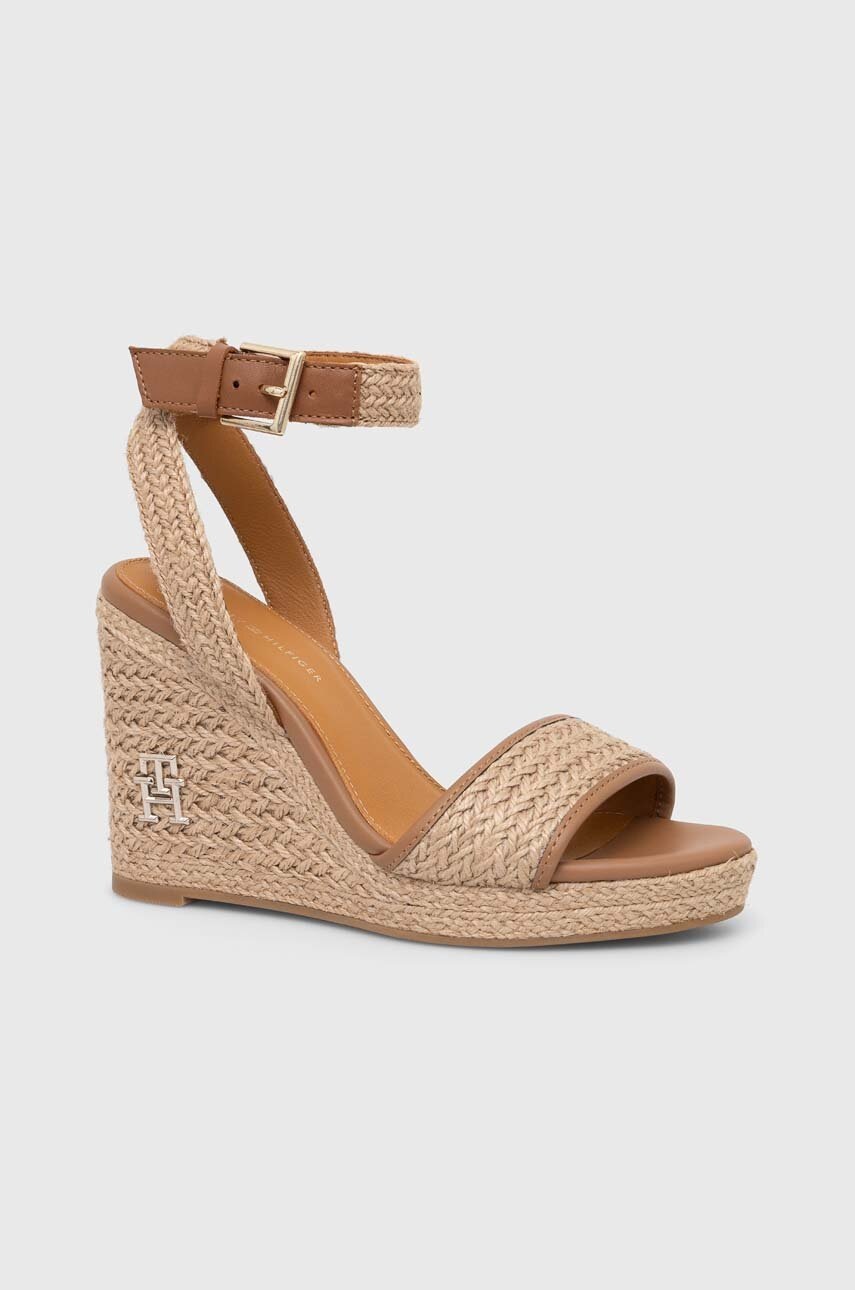 

Сандали Tommy Hilfiger TH ROPE HIGH WEDGE SANDAL в бежово FW0FW07926, Бежов