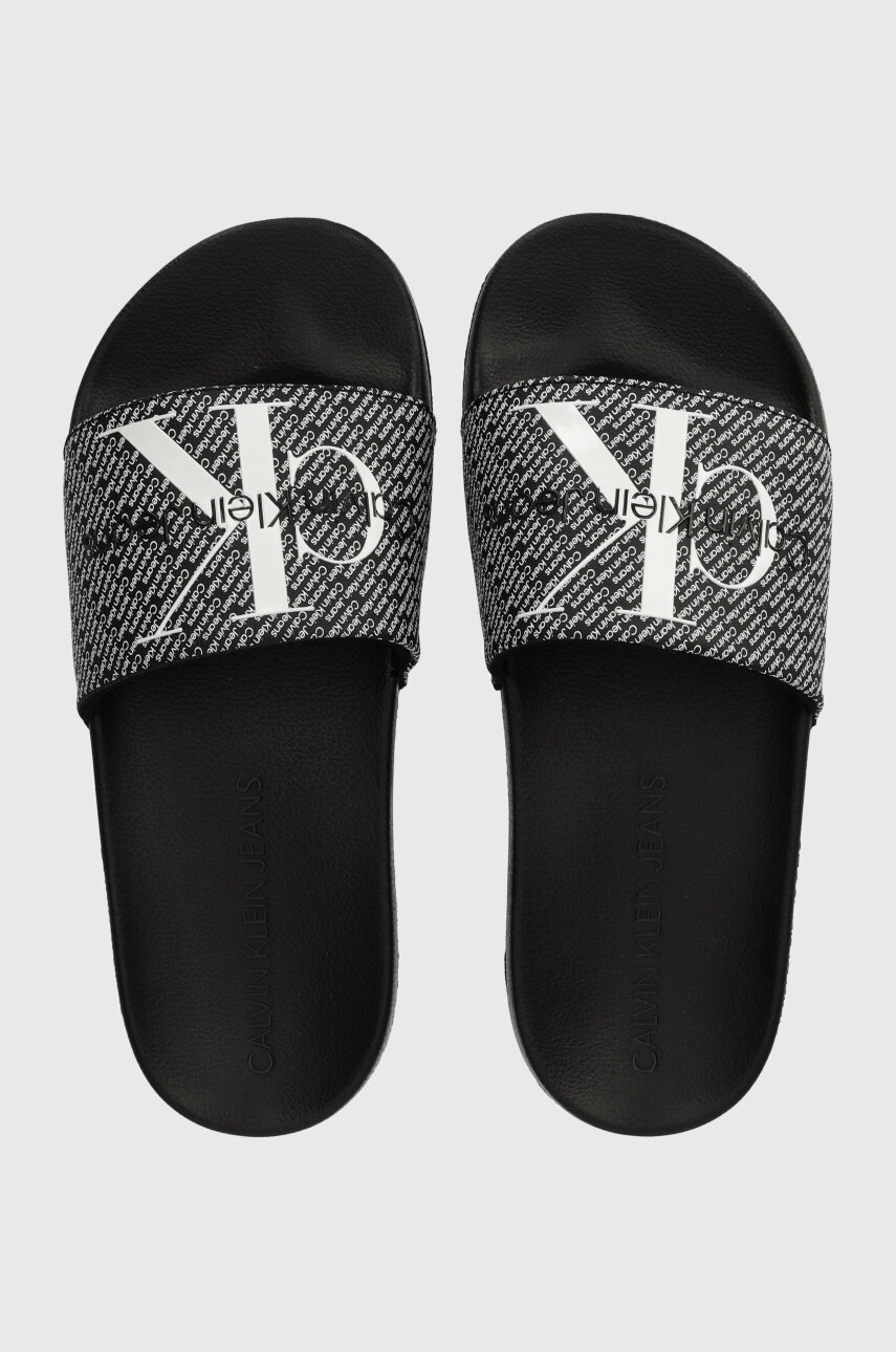 

Чехли Calvin Klein Jeans SLIDE AOP WN в черно YW0YW01407, Черен