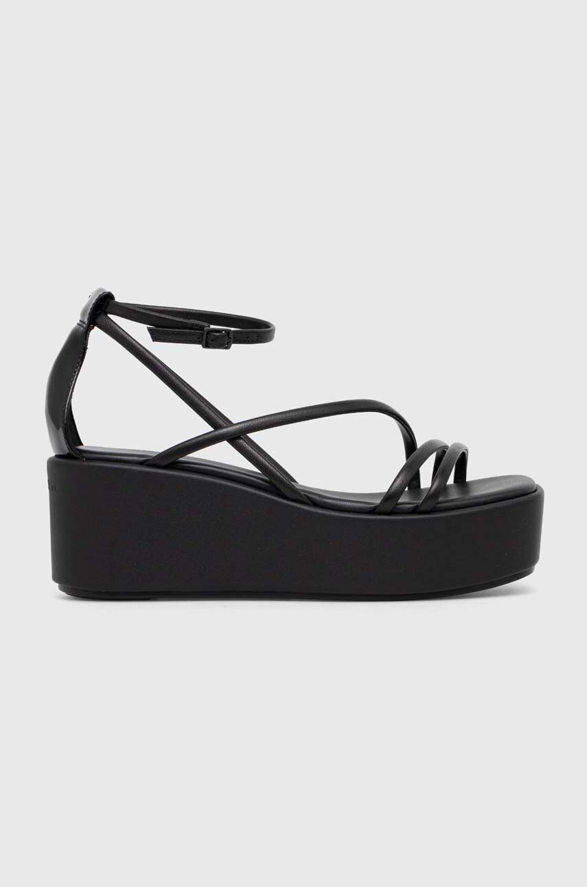 

Кожени сандали Calvin Klein WEDGE SANDAL 30 LTH в черно с платформа HW0HW01949, Черен