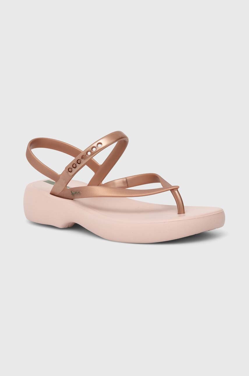 

Сандали Ipanema VERANO SANDA в бежово с платформа 83518-AS163, Бежов