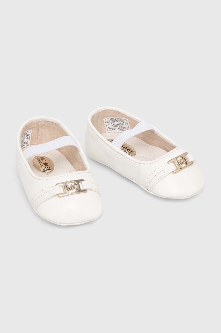 Čevlji za dojenčka Michael Kors bela barva
