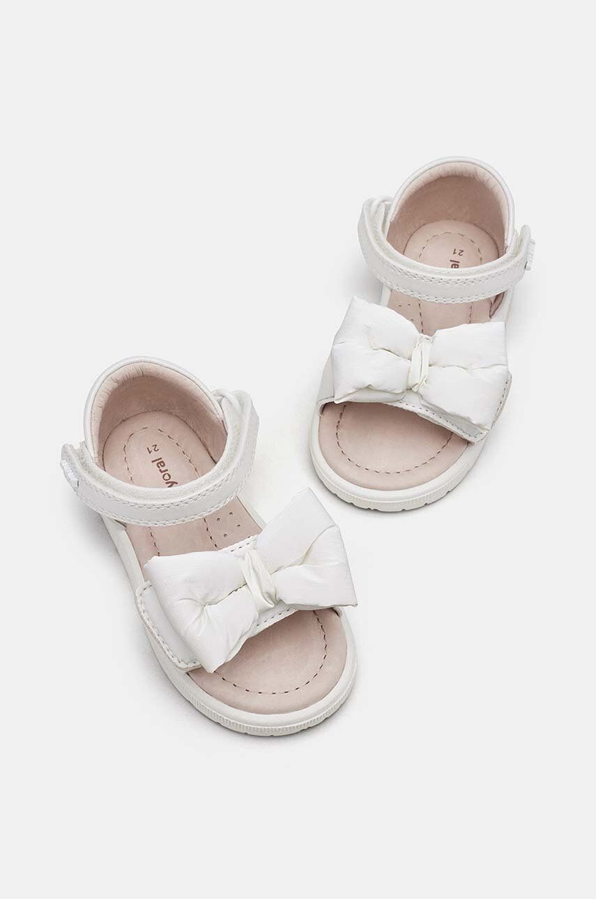 Așteaptă imaginea pentru produs