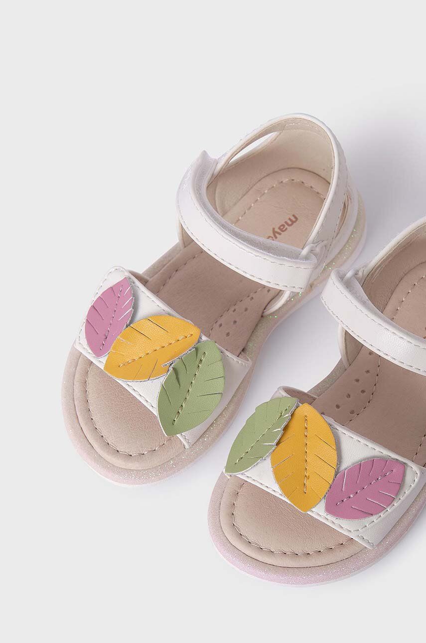 Așteaptă imaginea pentru produs