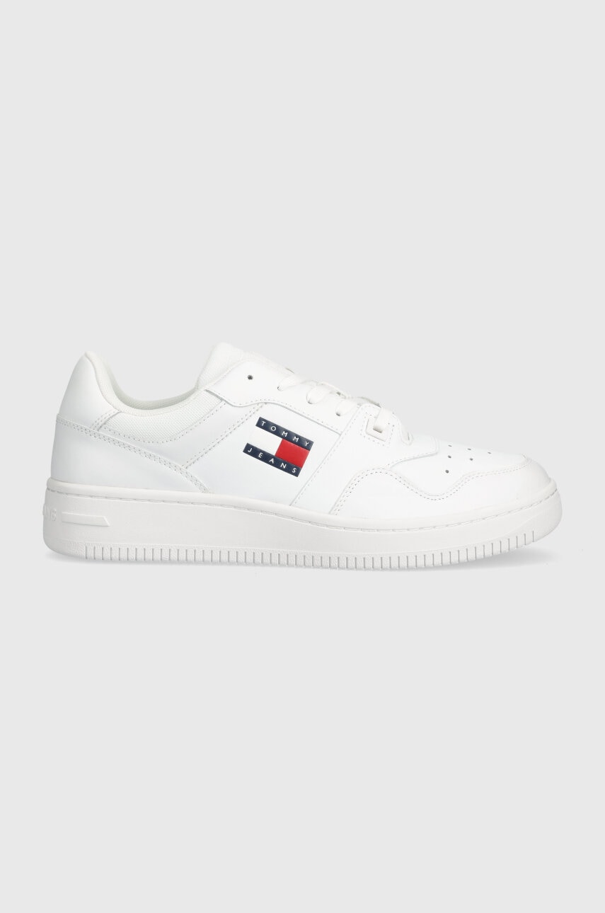 Levně Kožené sneakers boty Tommy Jeans TJM RETRO BASKET ESS bílá barva, EM0EM01395