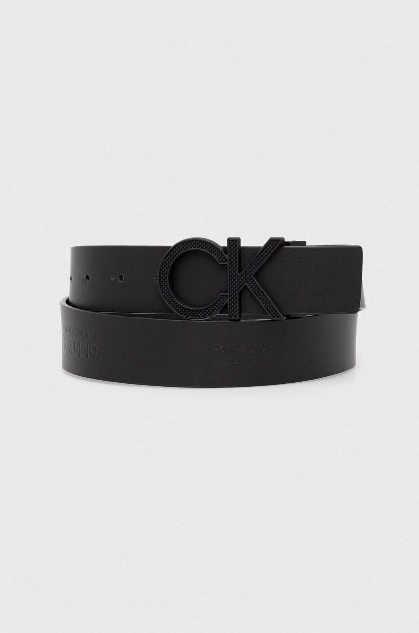 Levně Oboustranný kožený pásek Calvin Klein pánský, černá barva, K50K511336