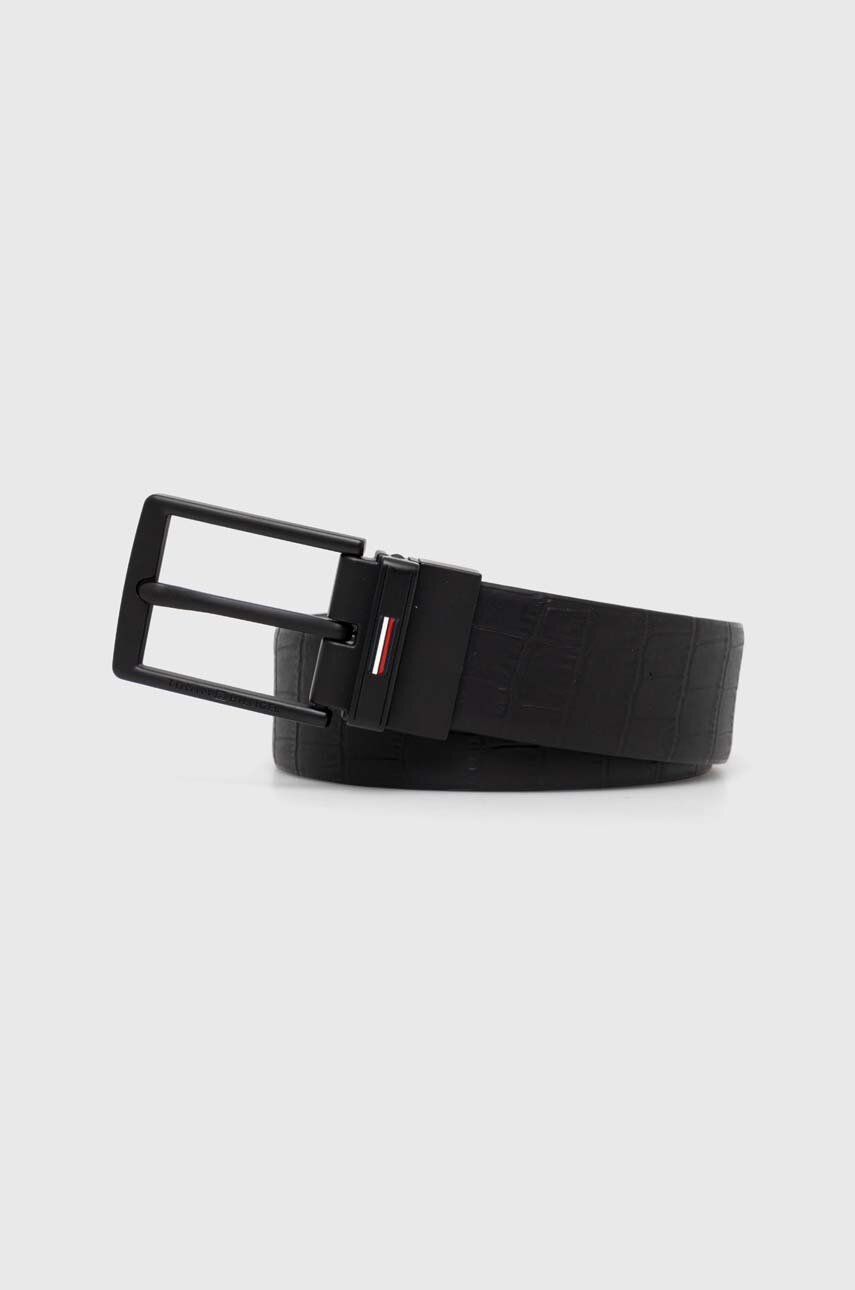 Levně Oboustranný kožený pásek Tommy Hilfiger pánský, černá barva, AM0AM12178