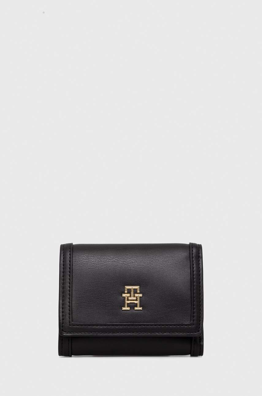

Портмоне Tommy Hilfiger дамски в черно AW0AW15746, Черен