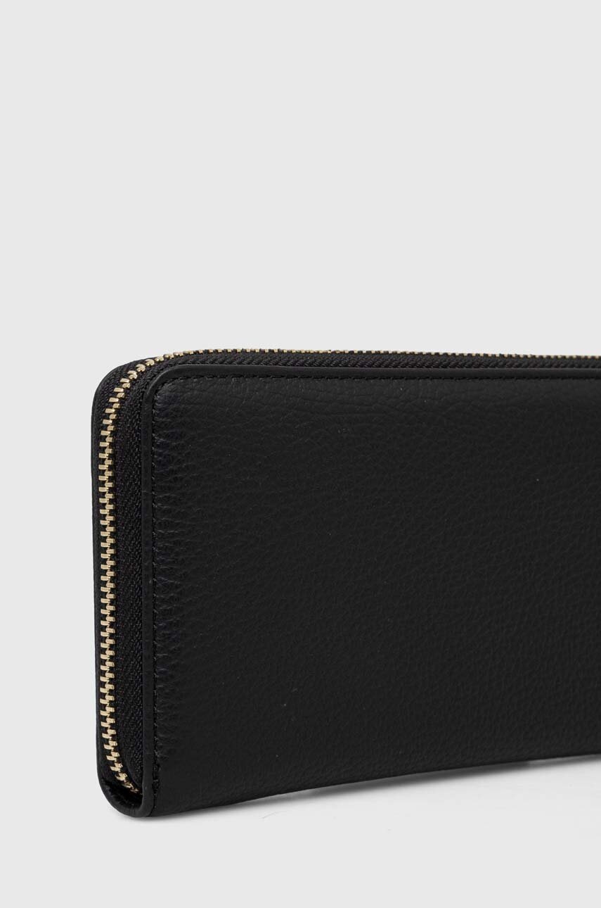 Δερμάτινο πορτοφόλι Coccinelle γυναικεία, χρώμα: μαύρο φωτογραφία