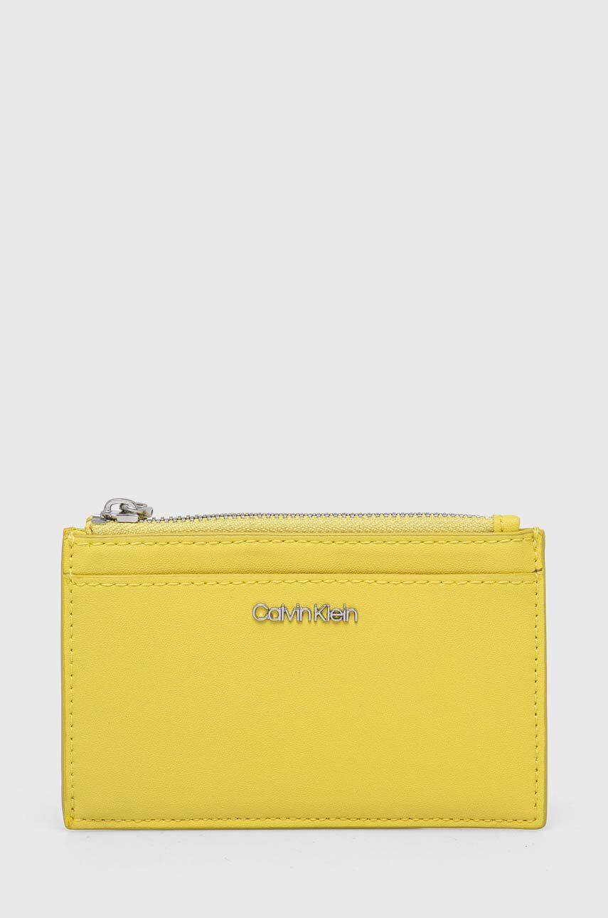 E-shop Peněženka Calvin Klein žlutá barva