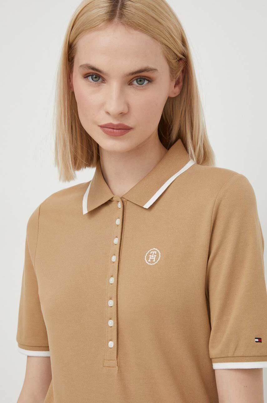 

Тениска с яка Tommy Hilfiger в бежово, Бежов