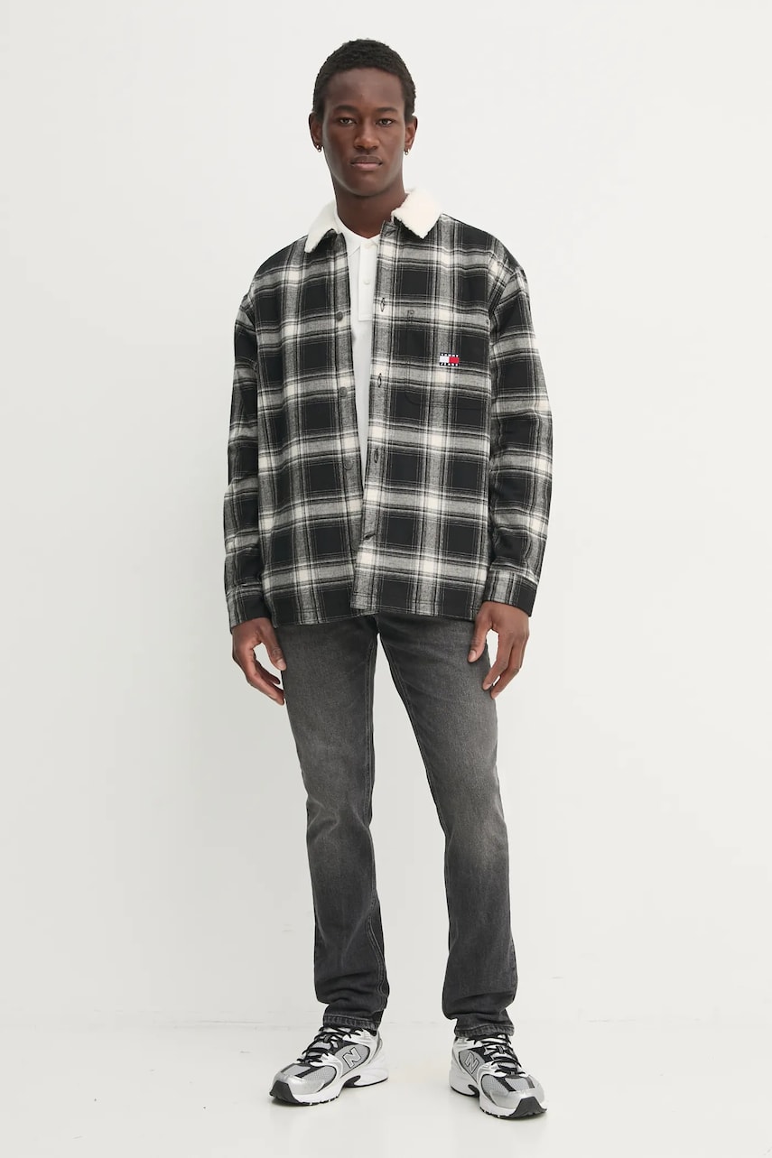 Хлопковое поло Tommy Jeans цвет бежевый однотонное DM0DM18312 Хлопковое поло Tommy Jeans цвет бежевый однотонное DM0DM18312
