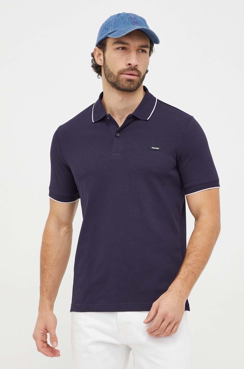 Levně Polo tričko Calvin Klein tmavomodrá barva