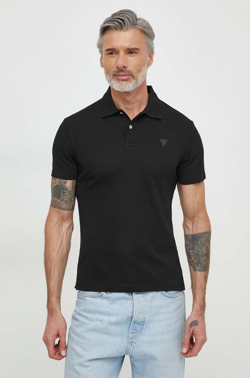 

Тениска с яка Guess NOLAN в черно с изчистен дизайн M4GP66 KC701, Черен