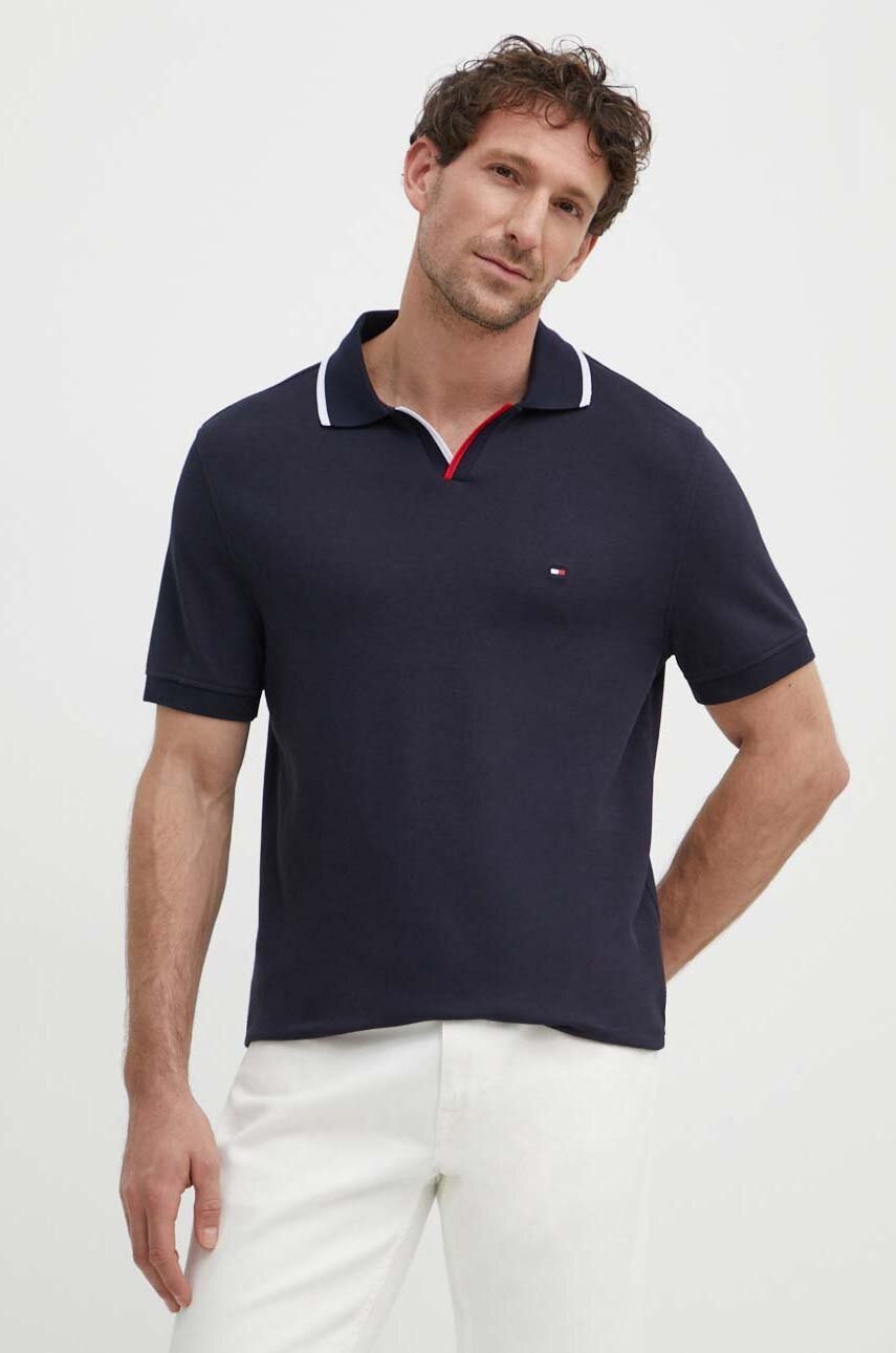 

Тениска с яка Tommy Hilfiger в тъмносиньо с изчистен дизайн MW0MW34772, Тъмносин