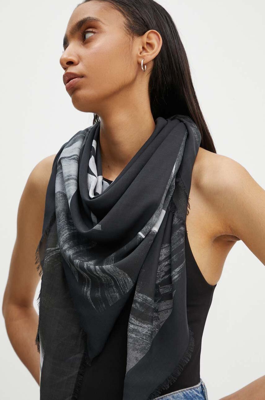 

Тънък шал AllSaints в черно с десен, Черен