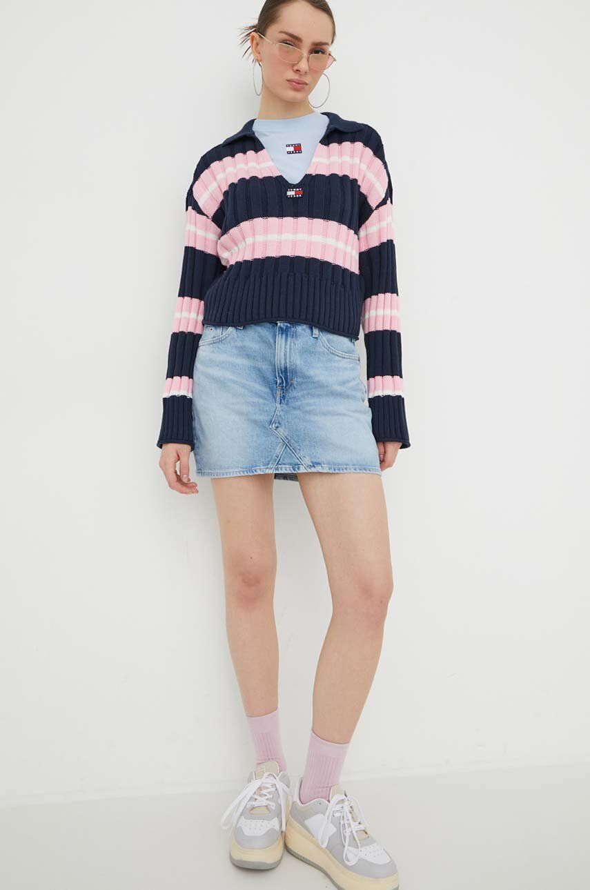 E-shop Džínová sukně Tommy Jeans mini, pouzdrová, DW0DW17219