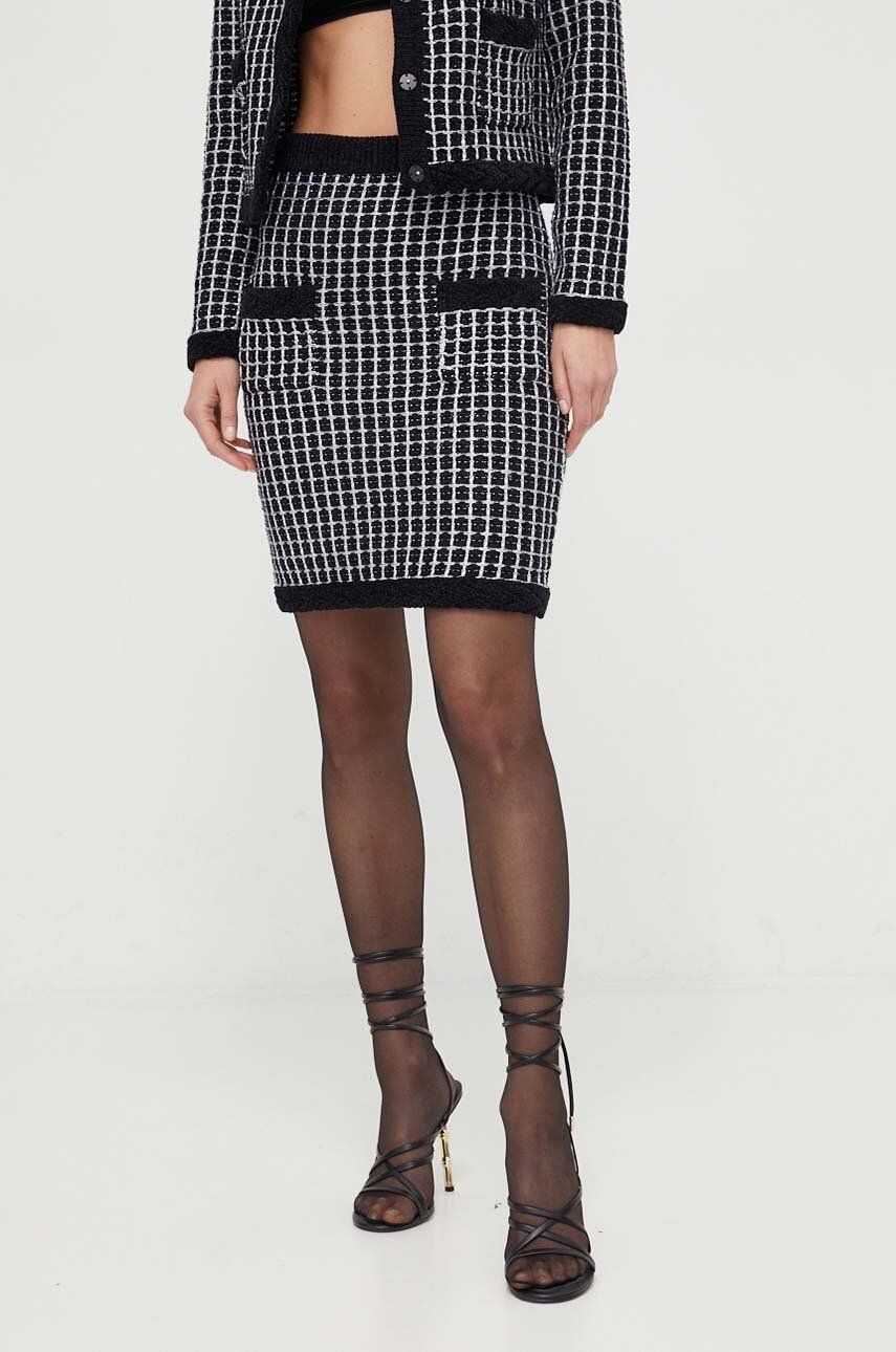 Levně Sukně Karl Lagerfeld černá barva, mini