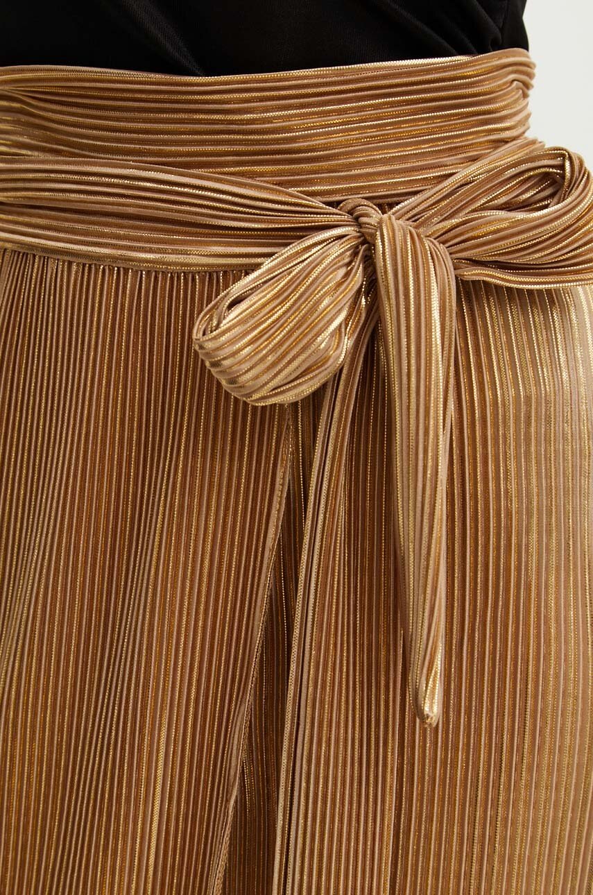 Φούστα Never Fully Dressed χρώμα: χρυσαφί, NFDSK423 φωτογραφία