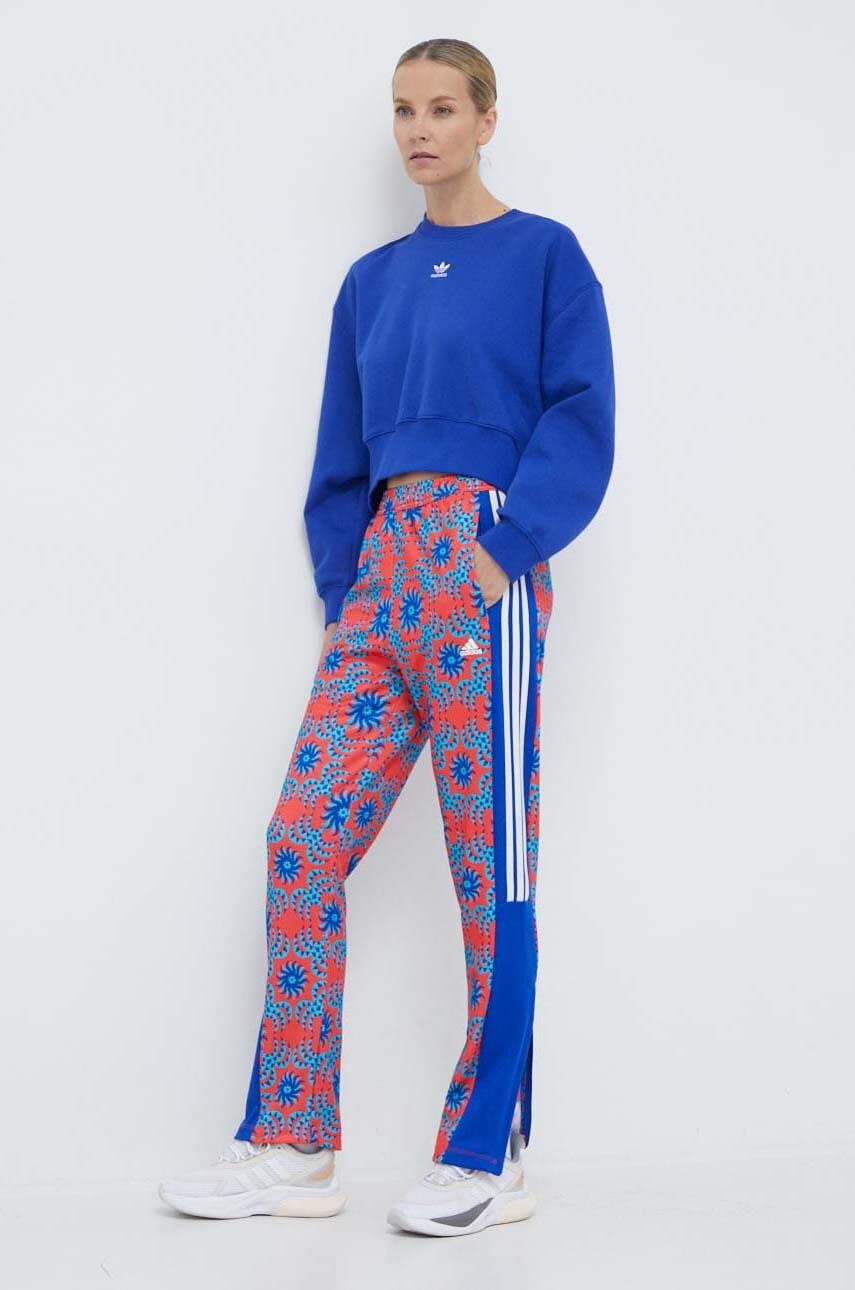 adidas pantaloni de trening FARM culoarea roșu, cu model IQ4492