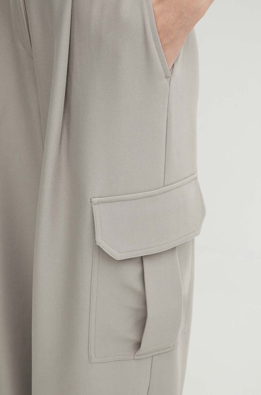 Παντελόνι Stine Goya χρώμα: γκρι φωτογραφία