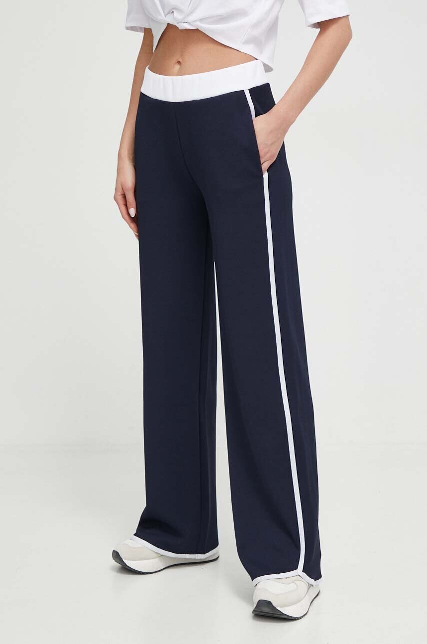 Levně Tepláky Guess MYLAH tmavomodrá barva, hladké, V4GB02 KBFB2