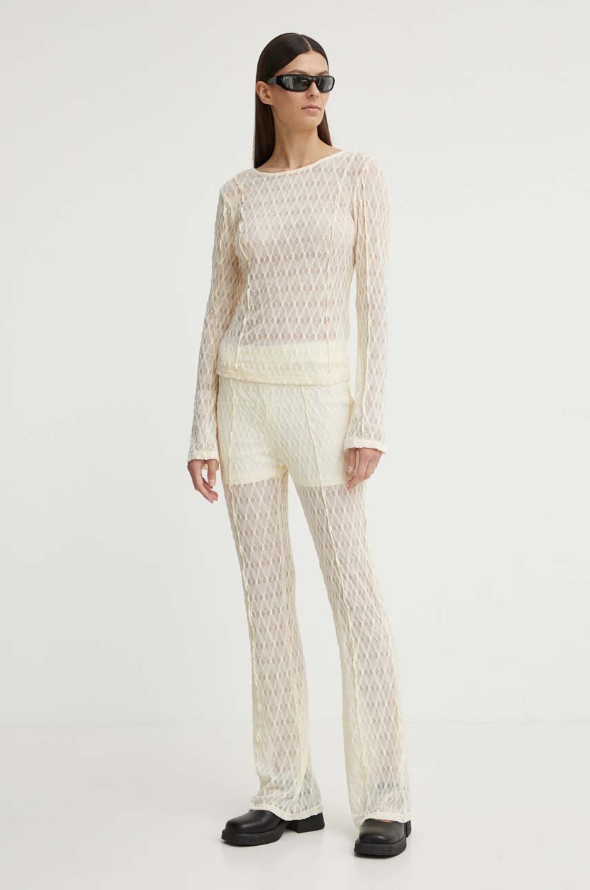 Παντελόνι Gestuz χρώμα: μπεζ, 10909321 φωτογραφία