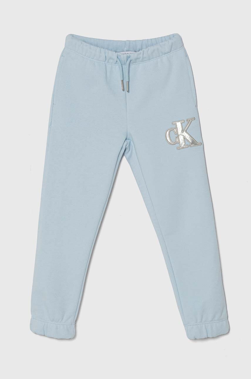 

Детски спортен панталон Calvin Klein Jeans в синьо с апликация, Син