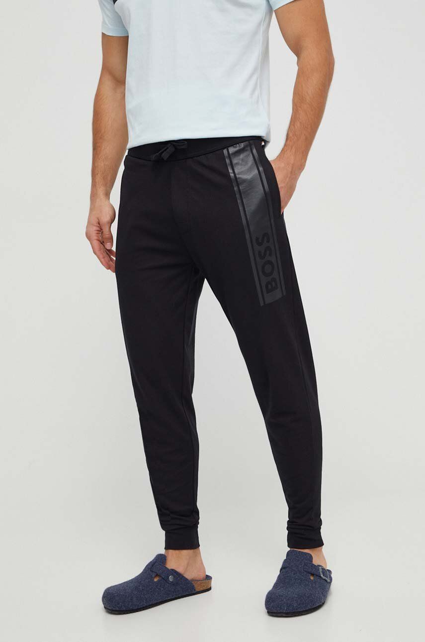 Bavlněné kalhoty BOSS černá barva, s potiskem, 50510628