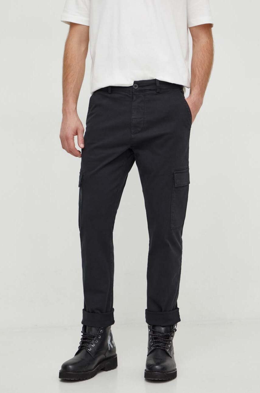 Pepe Jeans pantaloni barbati, culoarea negru, cu fason cargo