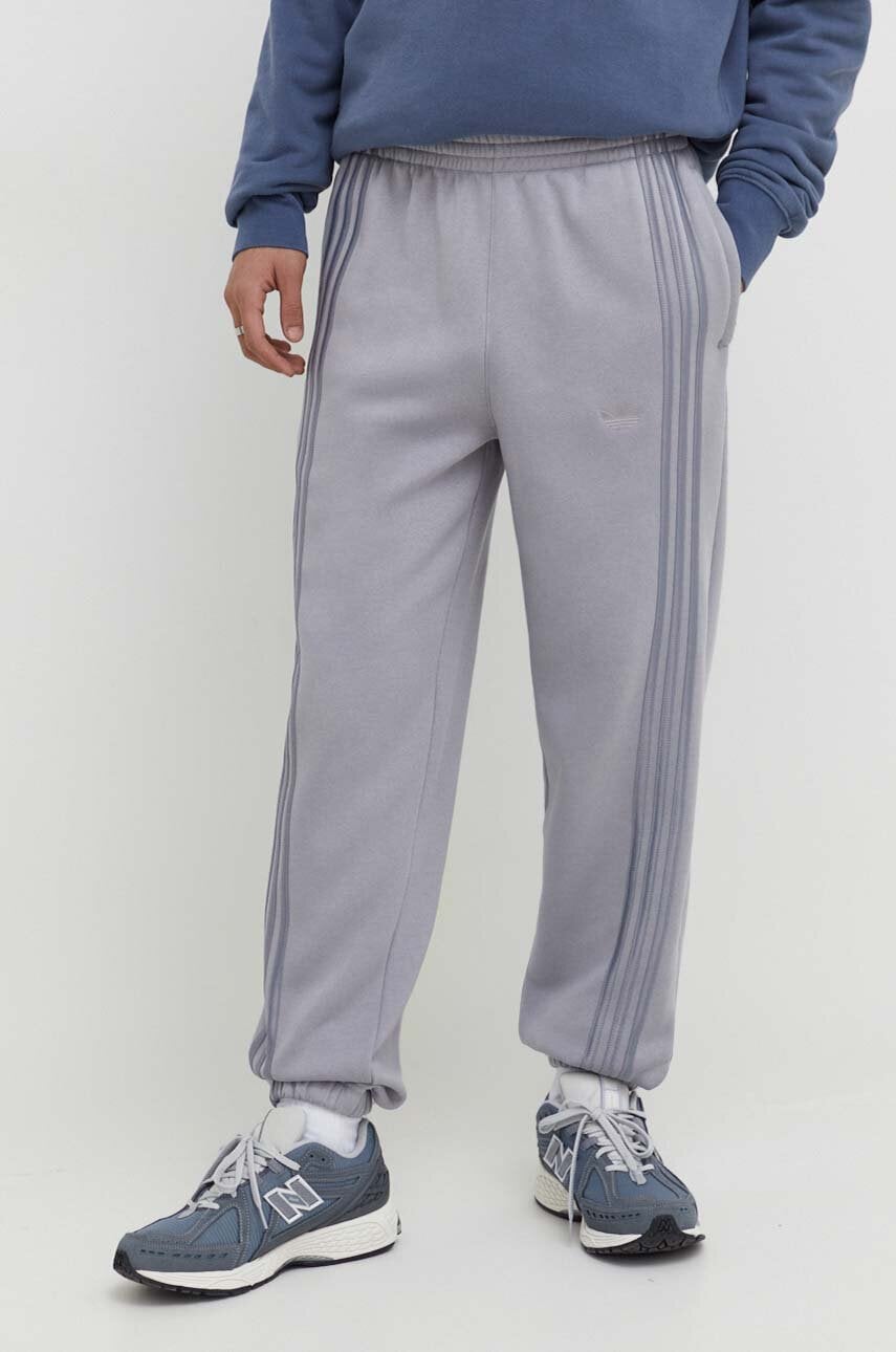 adidas Originals pantaloni de trening culoarea gri, neted