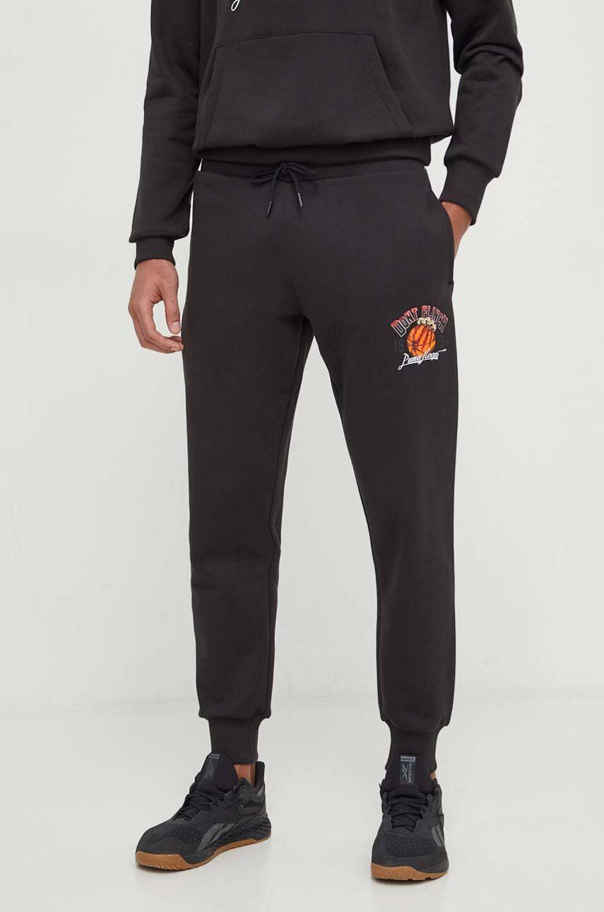 Puma pantaloni de trening culoarea negru, cu imprimeu 678972