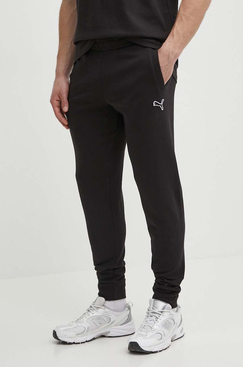 Puma pantaloni de trening din bumbac BETTER ESSENTIALS culoarea negru, cu imprimeu, 675980